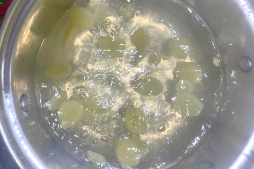 Ginger decoction boiling in water.